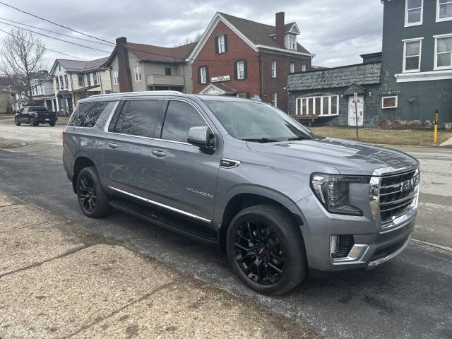 2022 GMC Yukon XL SLT 4WD photo