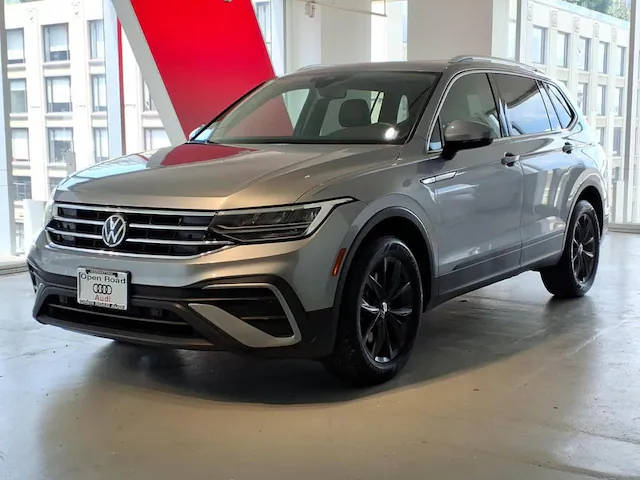 2022 Volkswagen Tiguan SE AWD photo