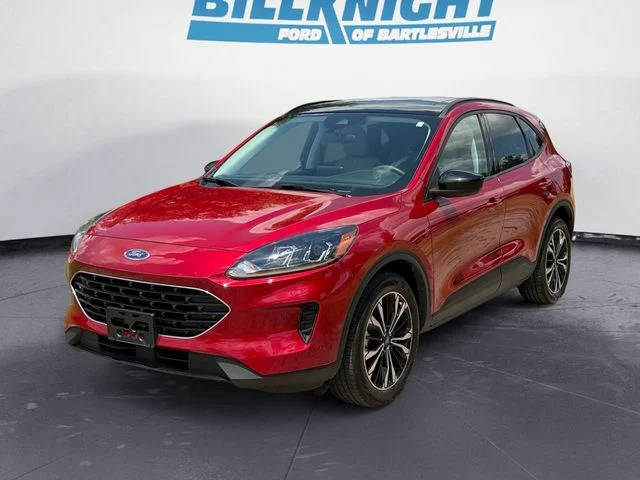 2022 Ford Escape SE AWD photo