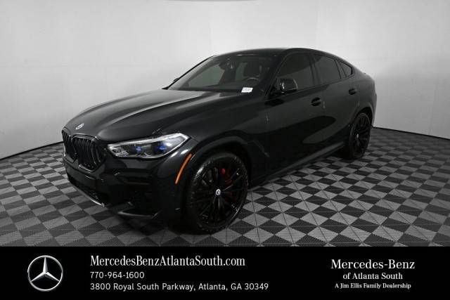 2022 BMW X6 M50i AWD photo
