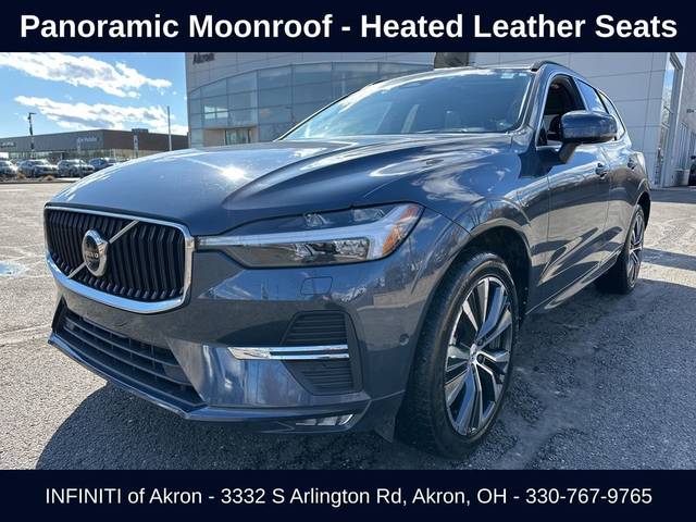 2022 Volvo XC60 Momentum AWD photo