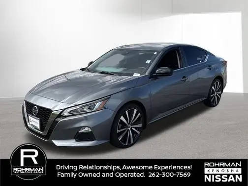2022 Nissan Altima 2.5 SR FWD photo