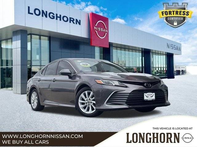 2022 Toyota Camry LE FWD photo