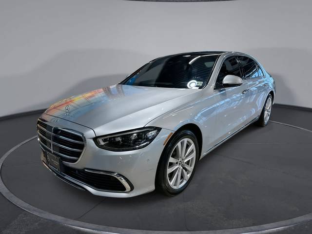 2022 Mercedes-Benz S-Class S 500 AWD photo