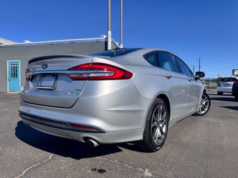 2017 Ford Fusion Hybrid SE FWD photo