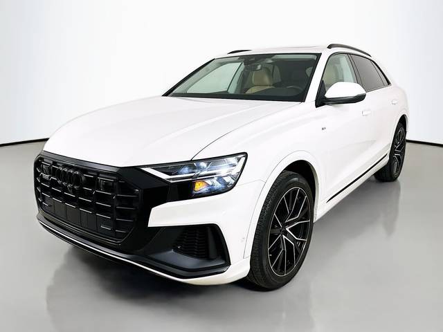 2022 Audi Q8 Premium Plus AWD photo