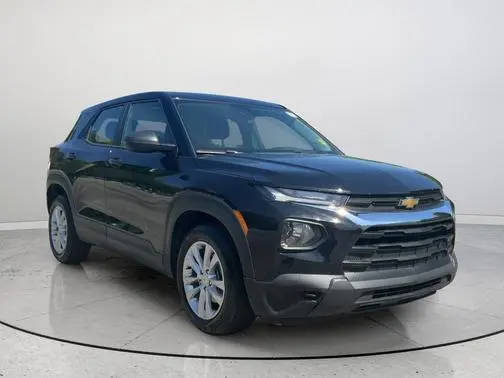 2022 Chevrolet TrailBlazer LS FWD photo