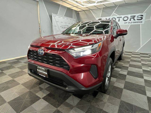 2022 Toyota RAV4 Hybrid XLE AWD photo