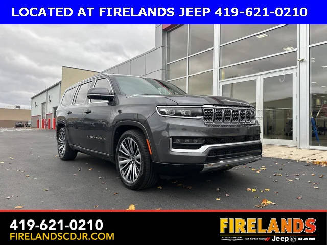 2022 Jeep Grand Wagoneer Series III 4WD photo