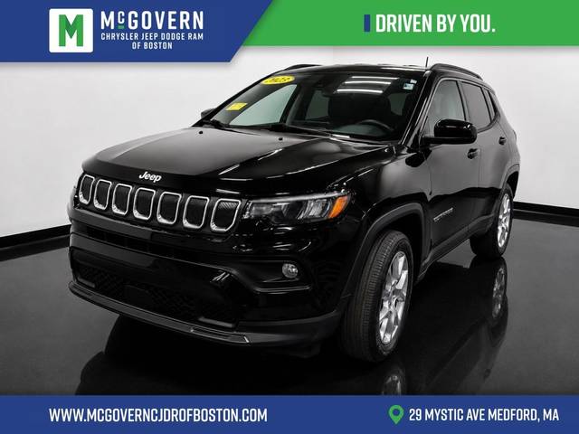 2022 Jeep Compass Latitude Lux 4WD photo
