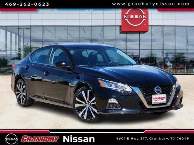 2022 Nissan Altima 2.5 SR FWD photo