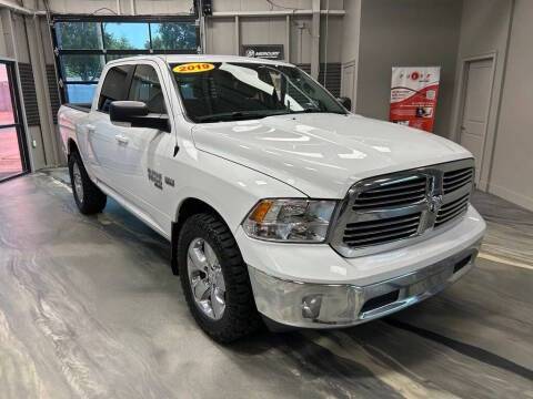 2019 Ram 1500 Big Horn 4WD photo