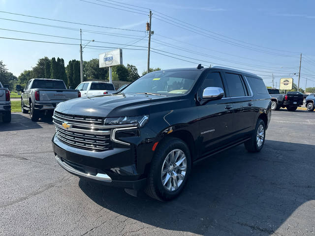 2022 Chevrolet Suburban Premier 4WD photo
