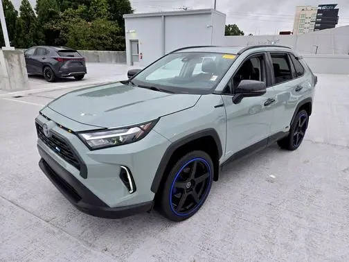 2022 Toyota RAV4 Hybrid XLE AWD photo