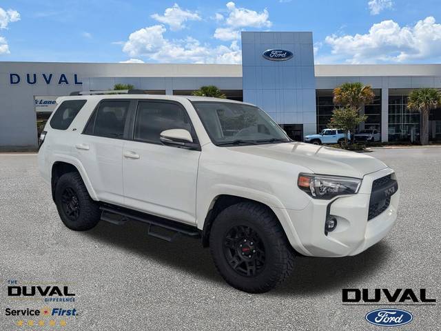 2022 Toyota 4Runner SR5 Premium RWD photo