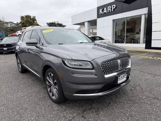 2022 Lincoln Nautilus Reserve AWD photo