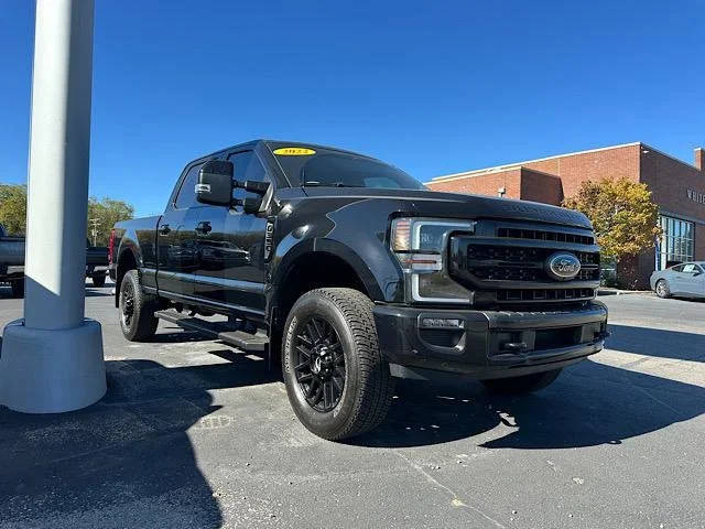 2022 Ford F-350 Super Duty LARIAT 4WD photo