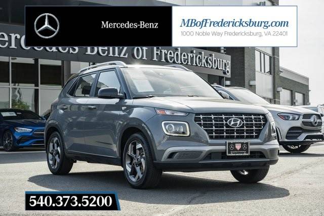 2022 Hyundai Venue Limited FWD photo