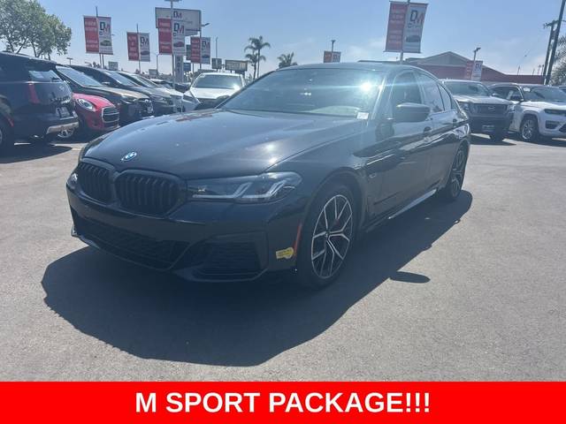 2022 BMW 5 Series 530e RWD photo