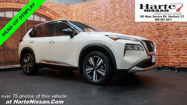 2022 Nissan Rogue Platinum AWD photo