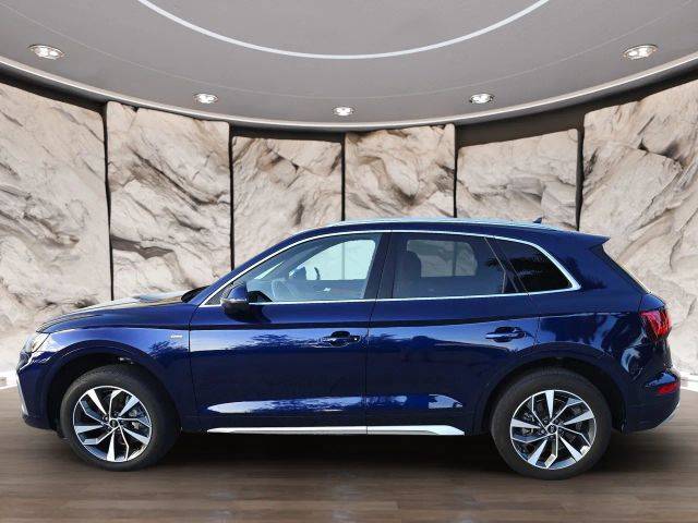 2022 Audi Q5 S line Premium Plus AWD photo
