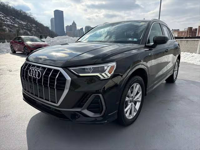 2022 Audi Q3 S line Premium Plus AWD photo