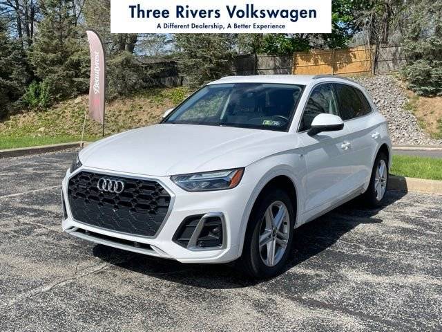 2022 Audi Q5 S line Premium AWD photo