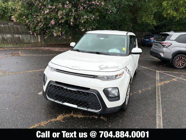 2022 Kia Soul LX FWD photo