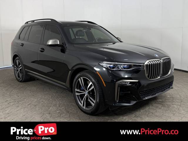 2022 BMW X7 M50i AWD photo