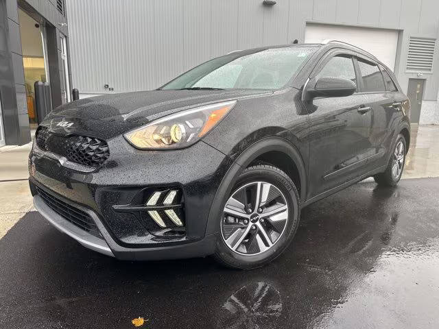 2022 Kia Niro LXS FWD photo