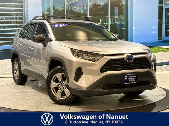 2022 Toyota RAV4 Hybrid LE AWD photo