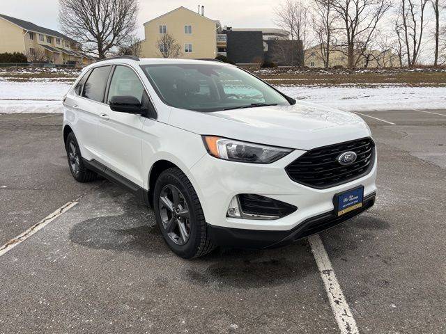 2022 Ford Edge SEL AWD photo