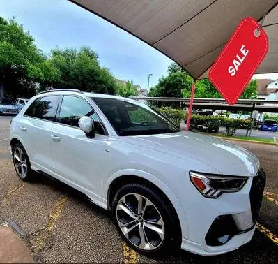 2022 Audi Q3 S line Premium Plus AWD photo