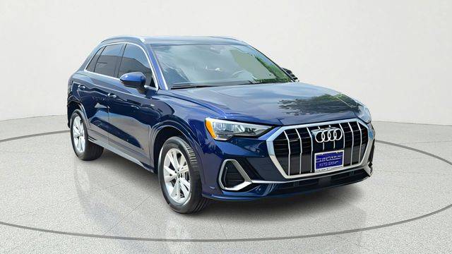 2022 Audi Q3 S line Premium AWD photo