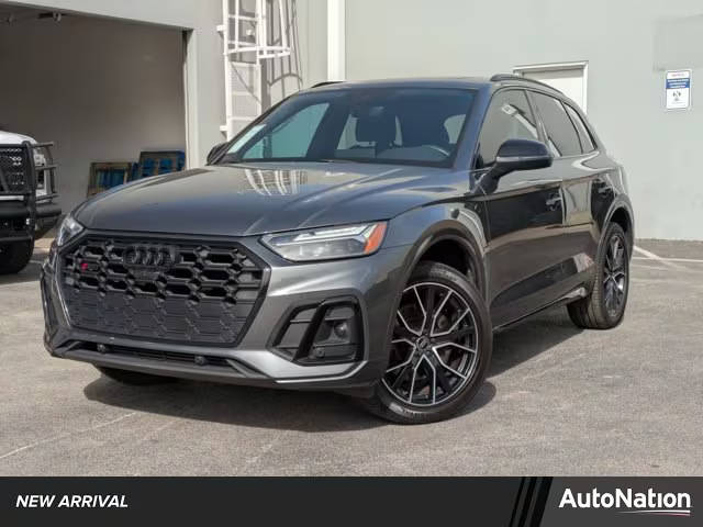 2022 Audi SQ5 Premium Plus AWD photo