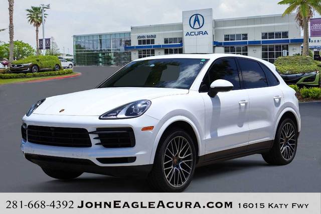 2022 Porsche Cayenne  AWD photo