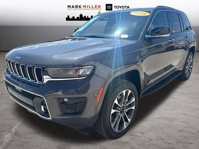 2022 Jeep Grand Cherokee Overland 4WD photo