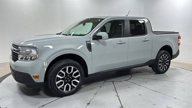 2022 Ford Maverick LARIAT FWD photo