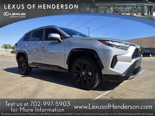 2022 Toyota RAV4 Hybrid SE AWD photo