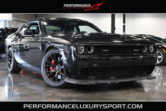 2015 Dodge Challenger SRT Hellcat RWD photo