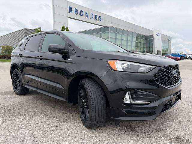 2022 Ford Edge ST-Line AWD photo