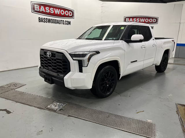 2022 Toyota Tundra SR5 4WD photo