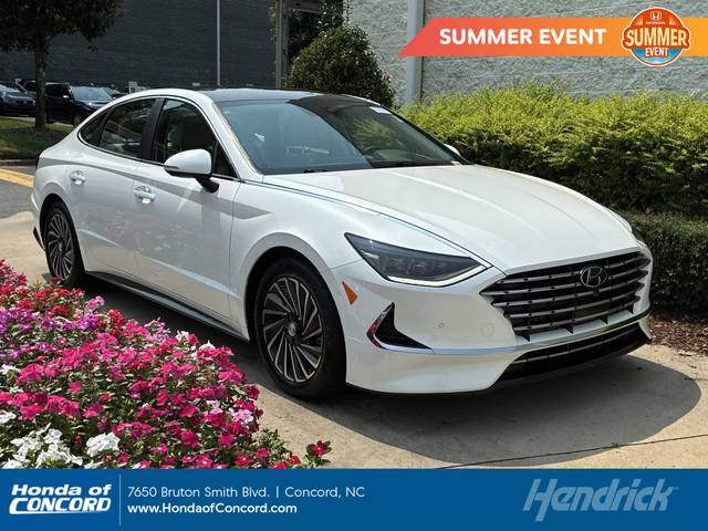 2022 Hyundai Sonata Limited FWD photo