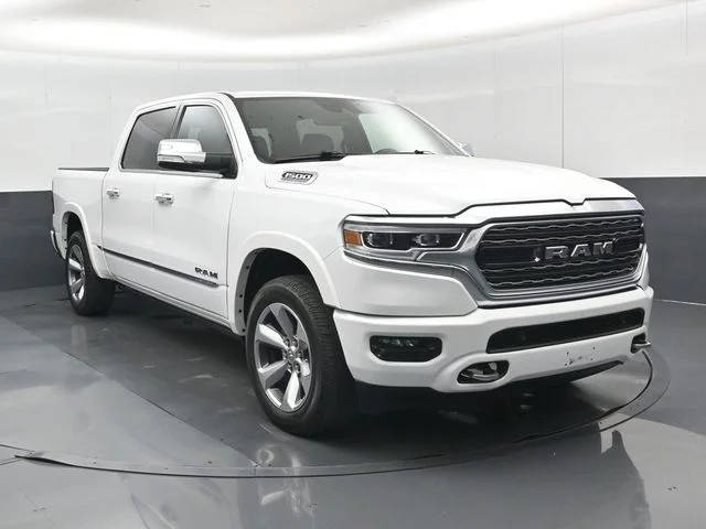 2022 Ram 1500 Limited 4WD photo