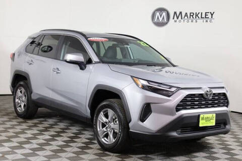 2022 Toyota RAV4 XLE FWD photo