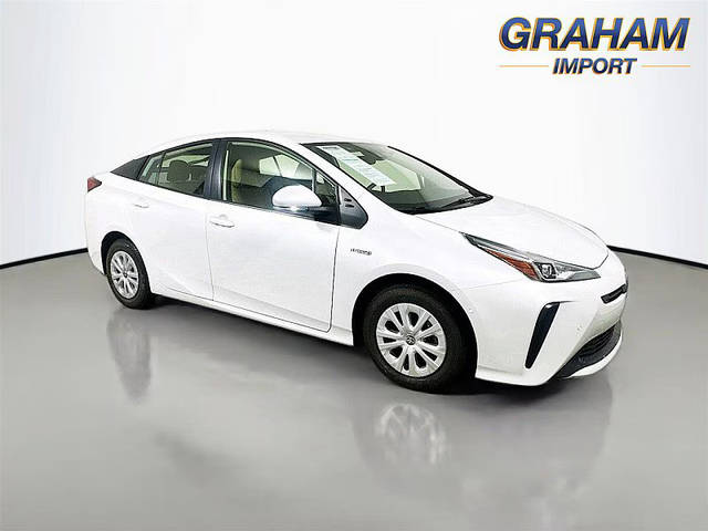 2022 Toyota Prius LE FWD photo