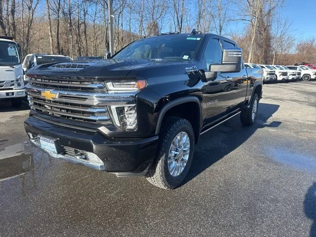 2022 Chevrolet Silverado 3500HD High Country 4WD photo