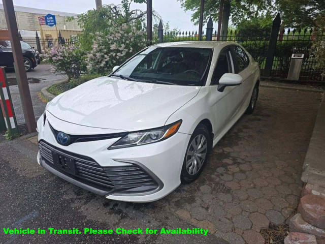 2022 Toyota Camry Hybrid LE FWD photo