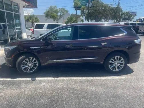2022 Buick Enclave Avenir FWD photo