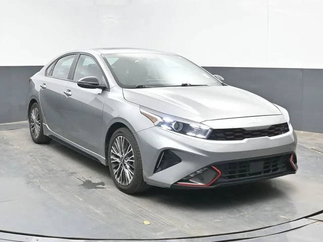 2022 Kia Forte GT-Line FWD photo